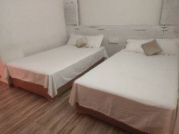 hotel-img
