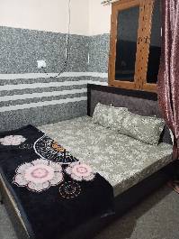 hotel-img