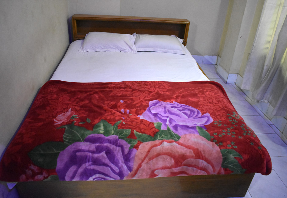 hotel-img
