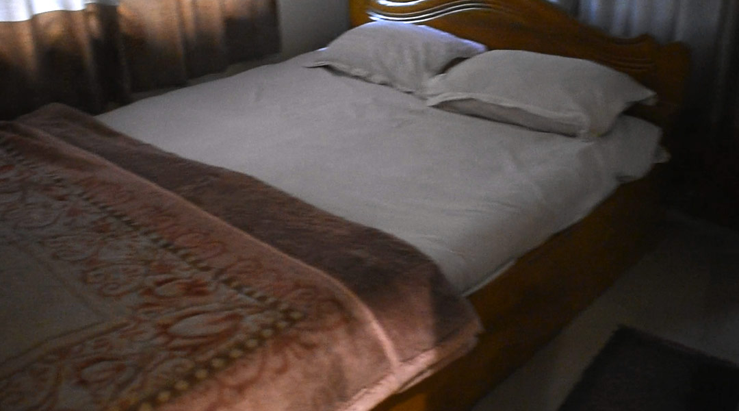 hotel-img