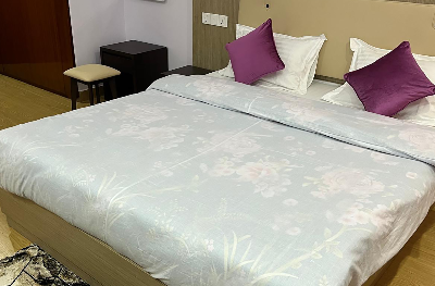 hotel-img