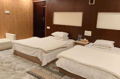 hotel-img
