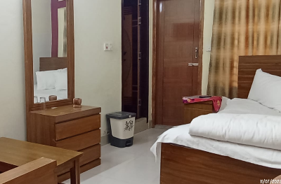 hotel-img