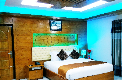 hotel-img