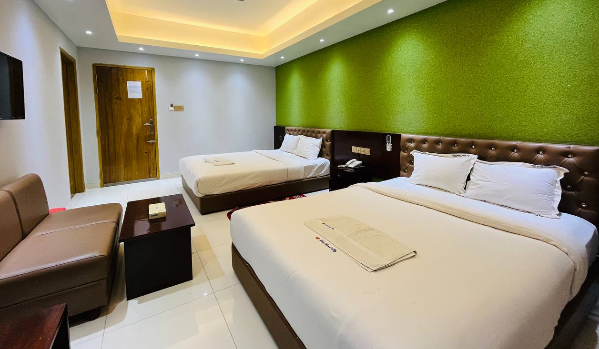 hotel-img