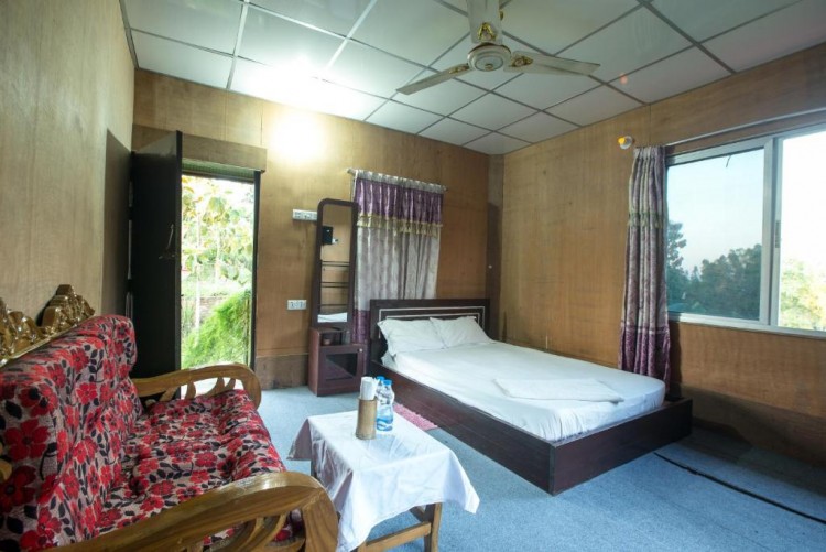 hotel-img