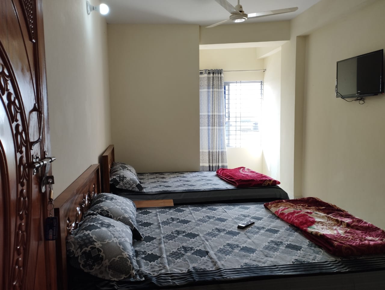 hotel-img