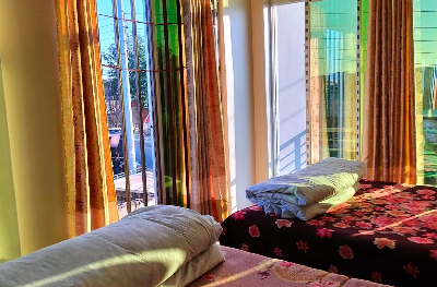 hotel-img