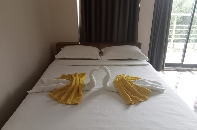 hotel-img