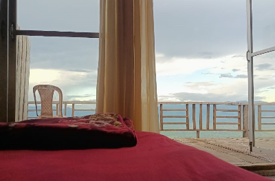 hotel-img