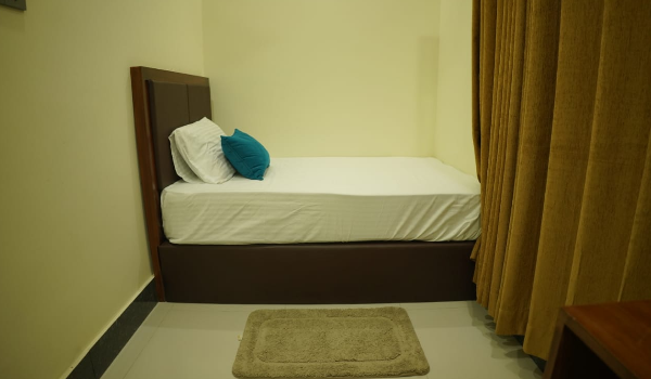 hotel-img